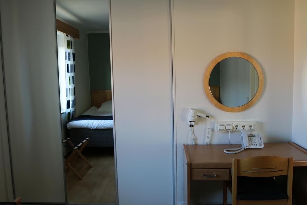 Linkoepings Cityhotell Och Vandrarhem Экстерьер фото