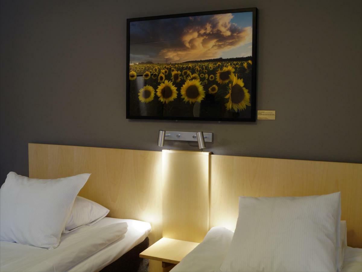 Linkoepings Cityhotell Och Vandrarhem Экстерьер фото